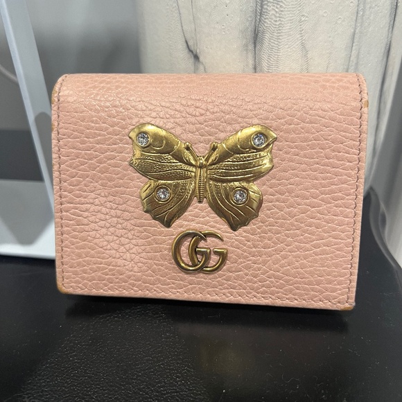 Gucci Pink Leather Wallet with Butterfly Accent - Picture 1 of 12